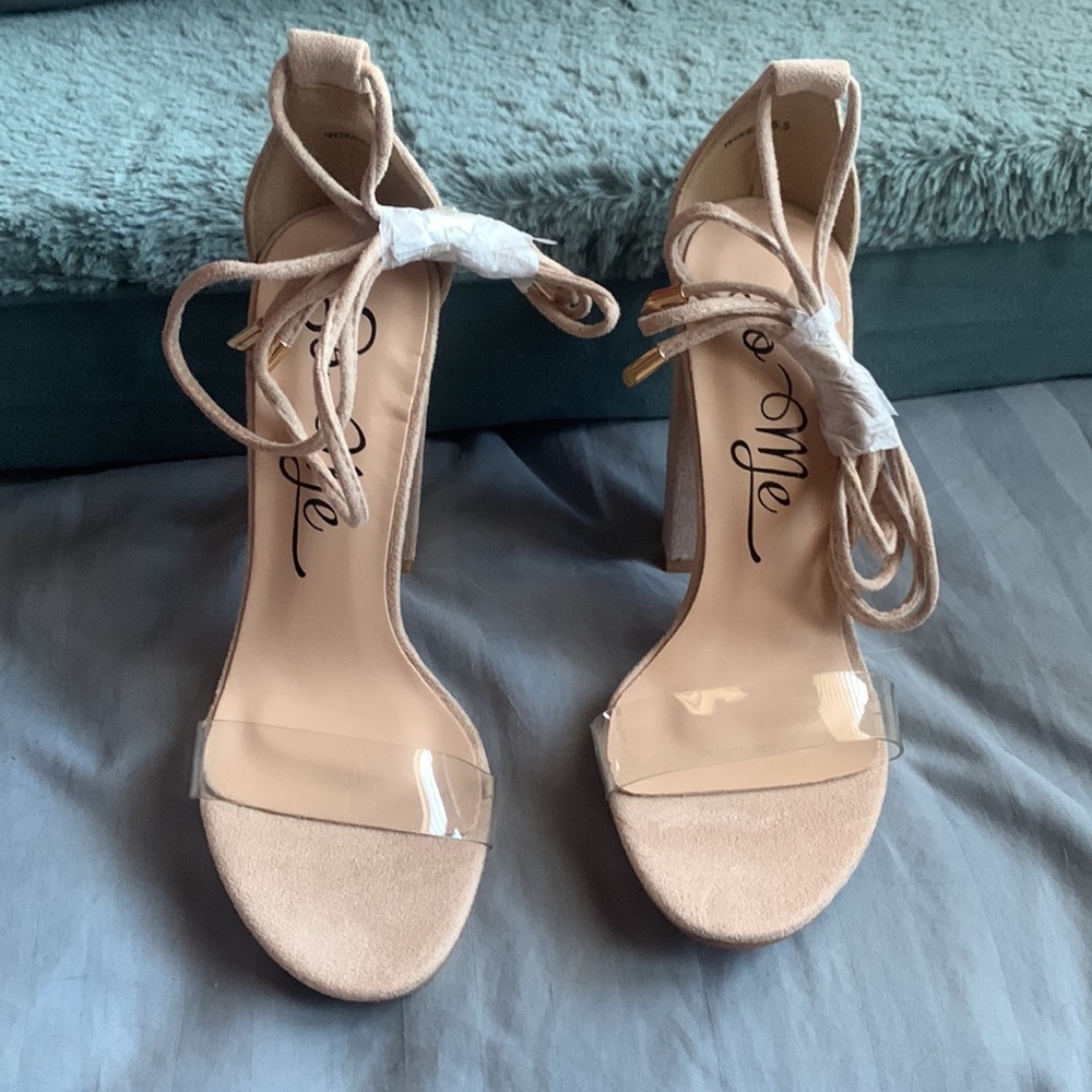 Women’s heels, size 5.5 - Picture 2 of 5
